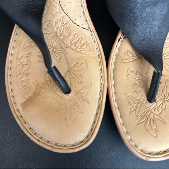 Born Womens Black Leather SlingBack Wedge Sandals Size 8 T-Strap Adjustable - Picture 7 of 12